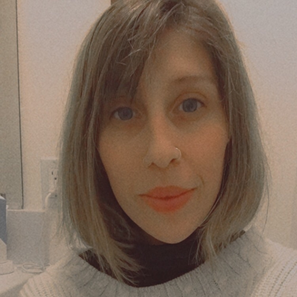 Meet your Posher, Deniece